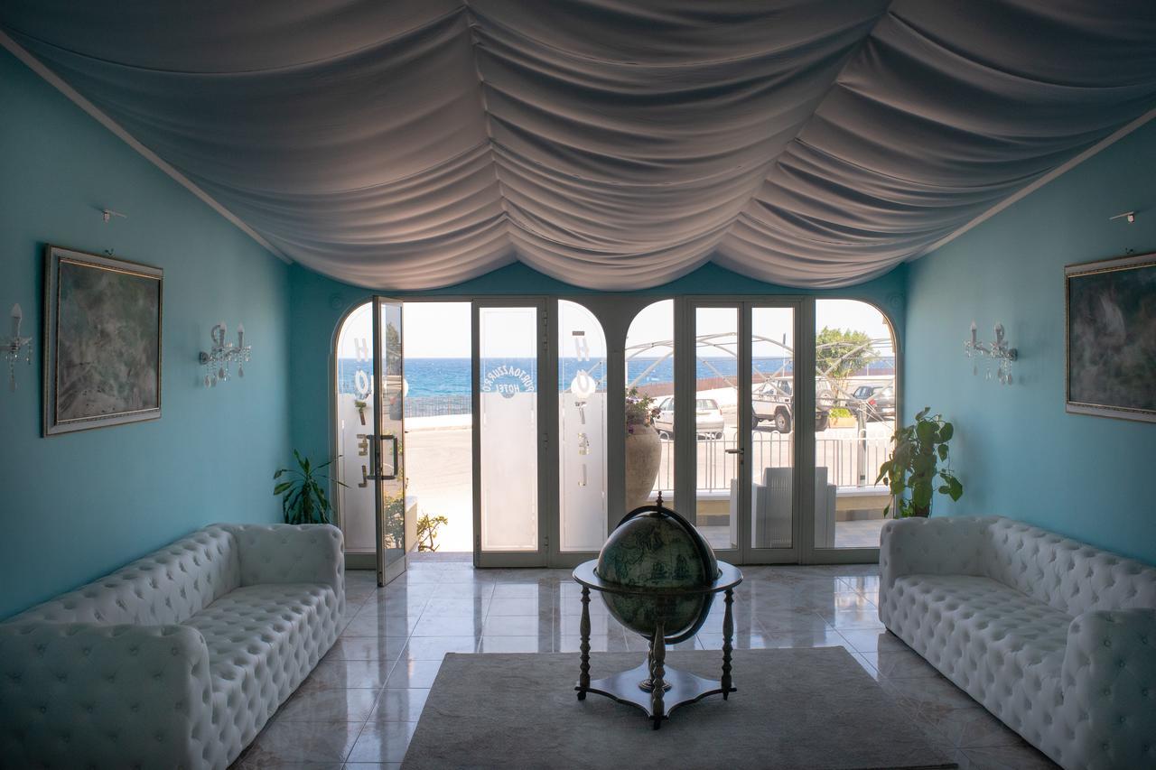 Hotel Porto Azzurro 贾迪尼-纳克索斯 外观 照片